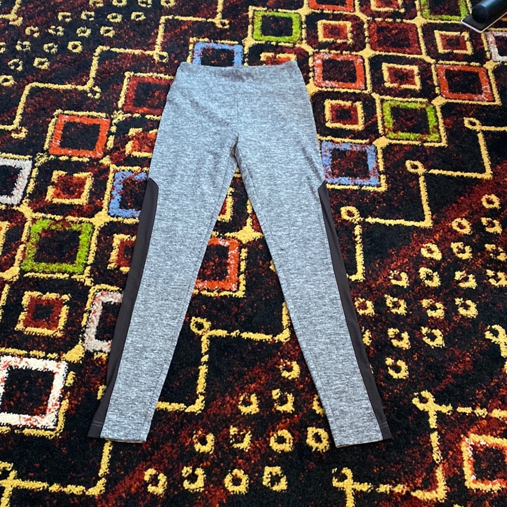 Grey & black leggings with mesh detail sz S